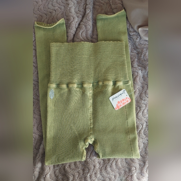 Free People Movement Leggings - Picture 6 of 7